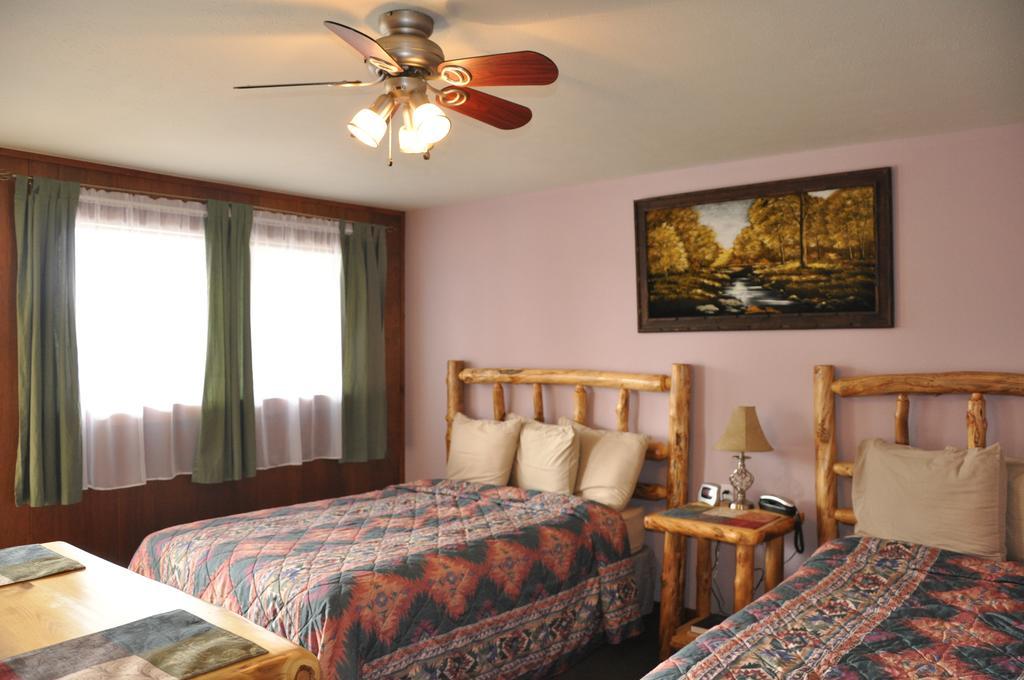 Long Holiday Motel 거니슨 객실 사진